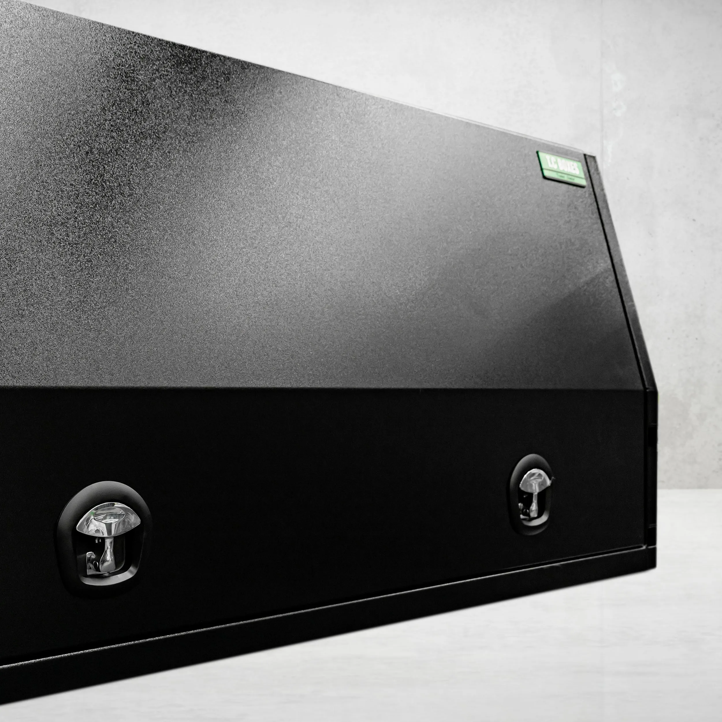 2400mm Aluminium Canopy - Black