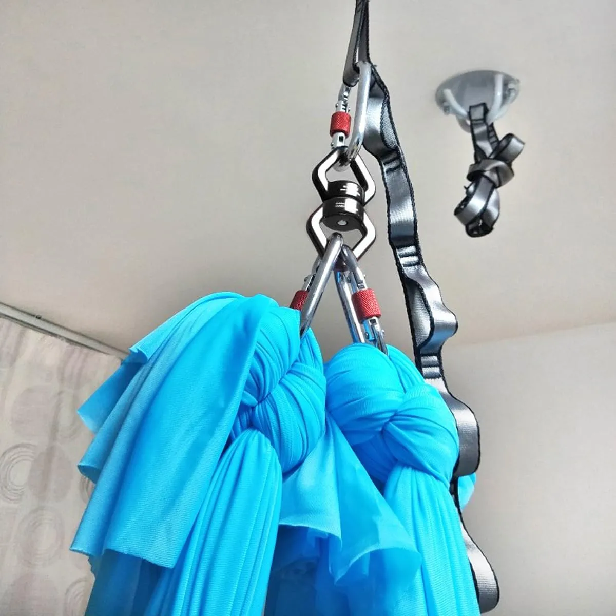 Aerial Silks Hardware Kit 30 KN Swing Swivel Aerial Yoga Hammock Rigging Aluminum Swivel Aerial Hoop Lyra Rotational Device Hanging Accessory