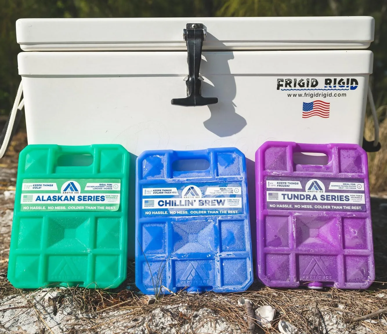 Arctic Ice Alaskan Series Long Lasting Reusable Ice Pack - Freezes at 32 Fahrenheit - Keeps Food & Drinks Cool Without The Risk of Freezing